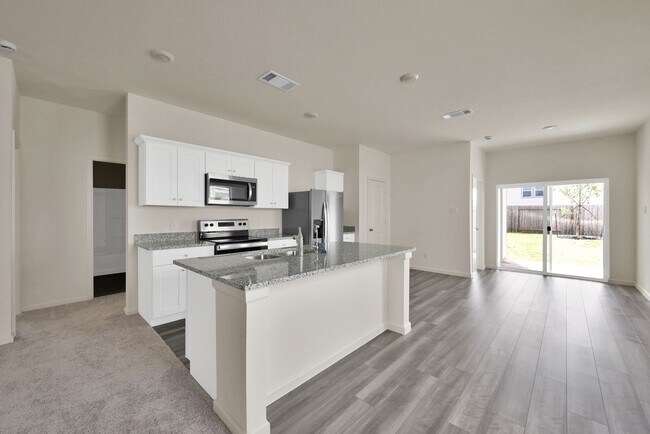 Foto del edificio - For Lease | 3 Bed, 2 Bath | 1,412 Sq Ft | Chapel Run community|