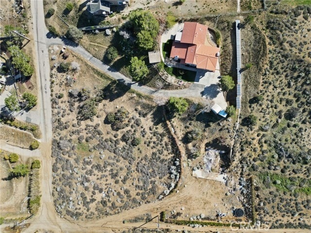 Building Photo - 1138 Lakeview Dr