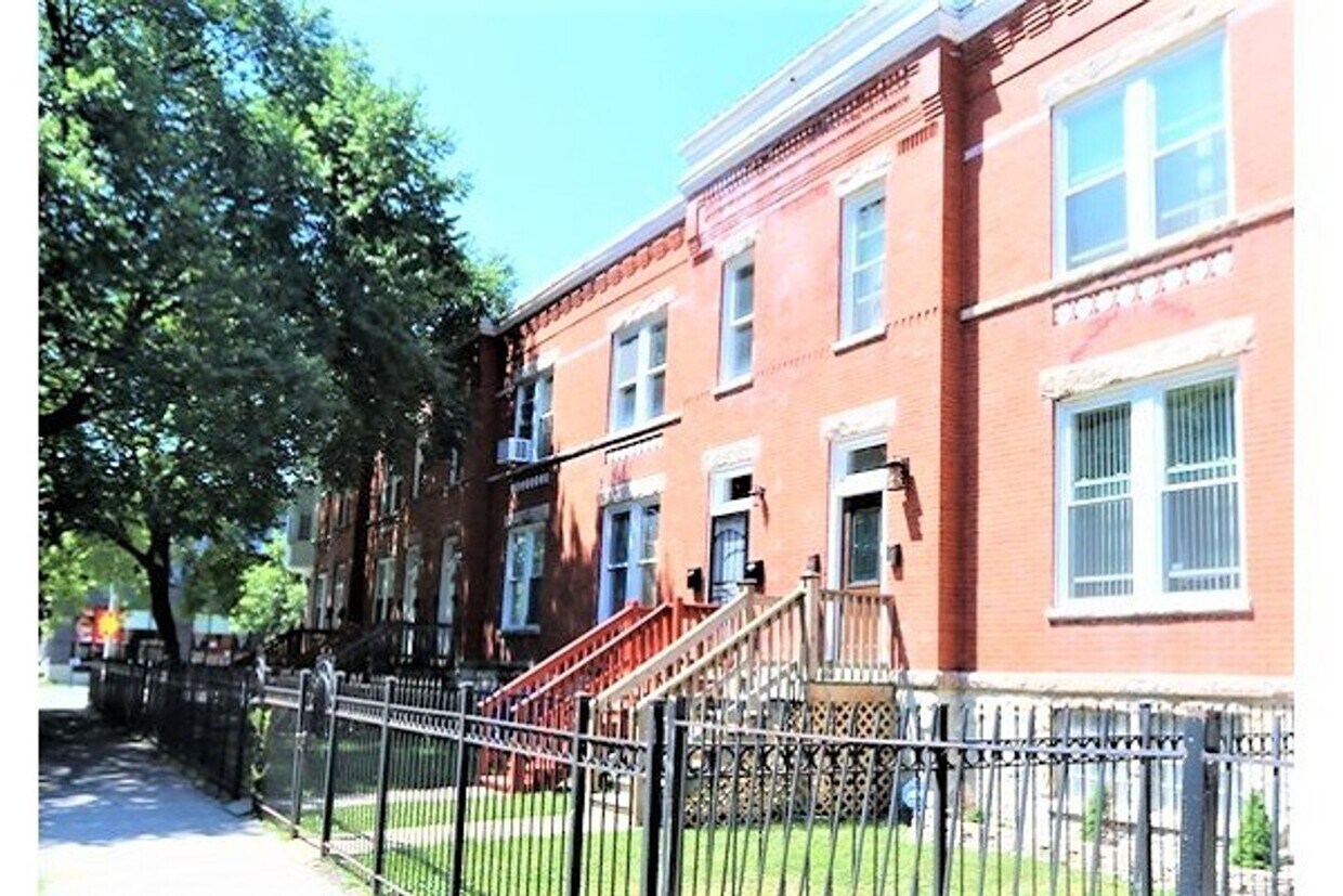 Primary Photo - 7552 S Parnell