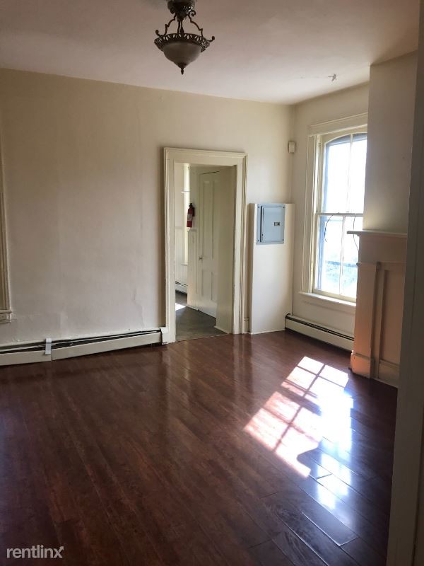 Primary Photo - 2 br, 1 bath Apartment - 87 Ann St