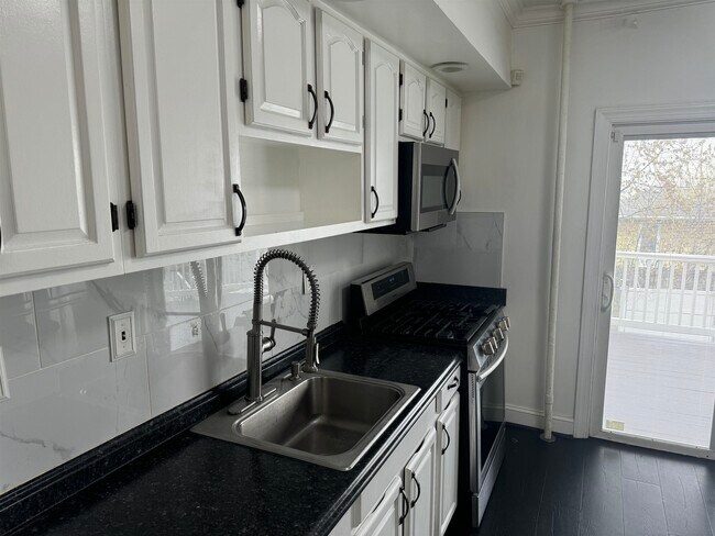 Foto del edificio - 526 Garfield Ave