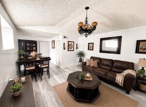 Building Photo - 10440 SW 156th Ct