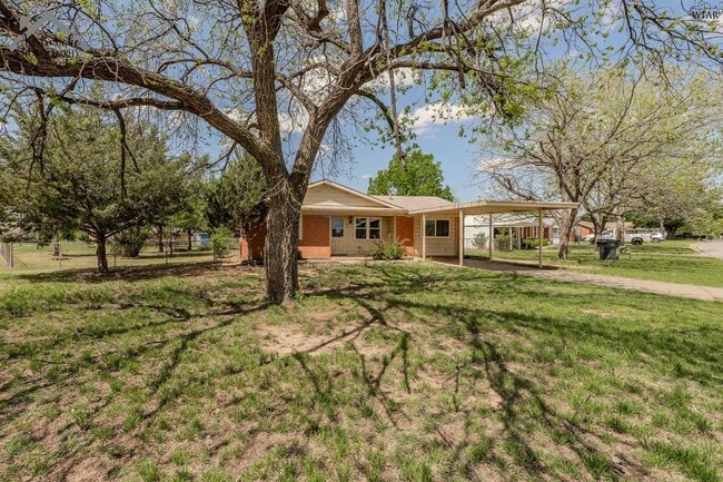 Foto del edificio - 1400 Phoenix Dr