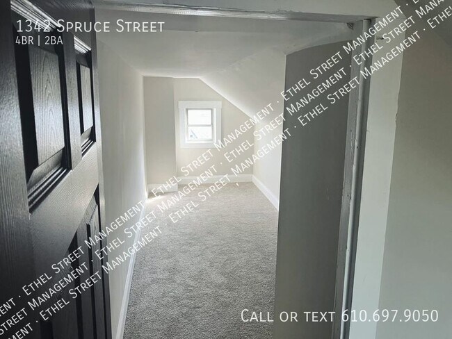 Foto del edificio - Beautiful and Newly-Updated Single Family ...