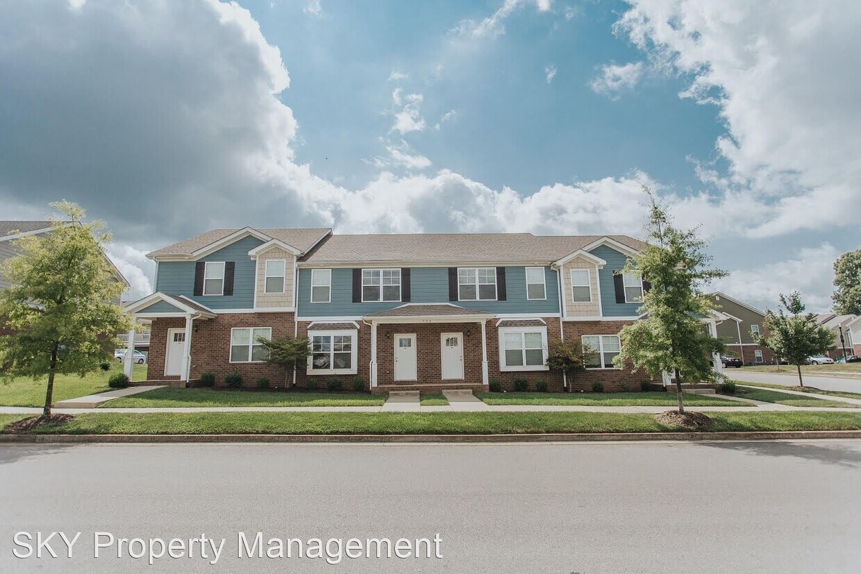 Primary Photo - 1 br, 1 bath Apartment - Village at Tradit...