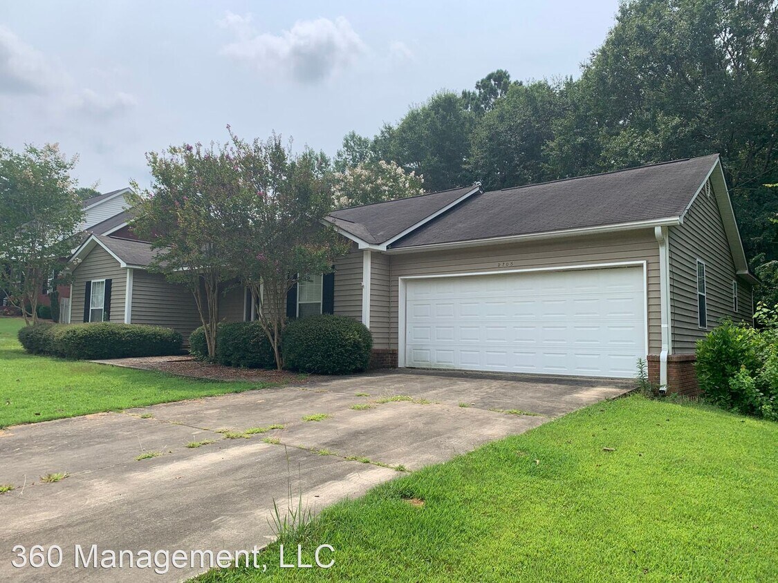 3 br, 2 bath House 2705 Cunningham Court House Rental in Opelika