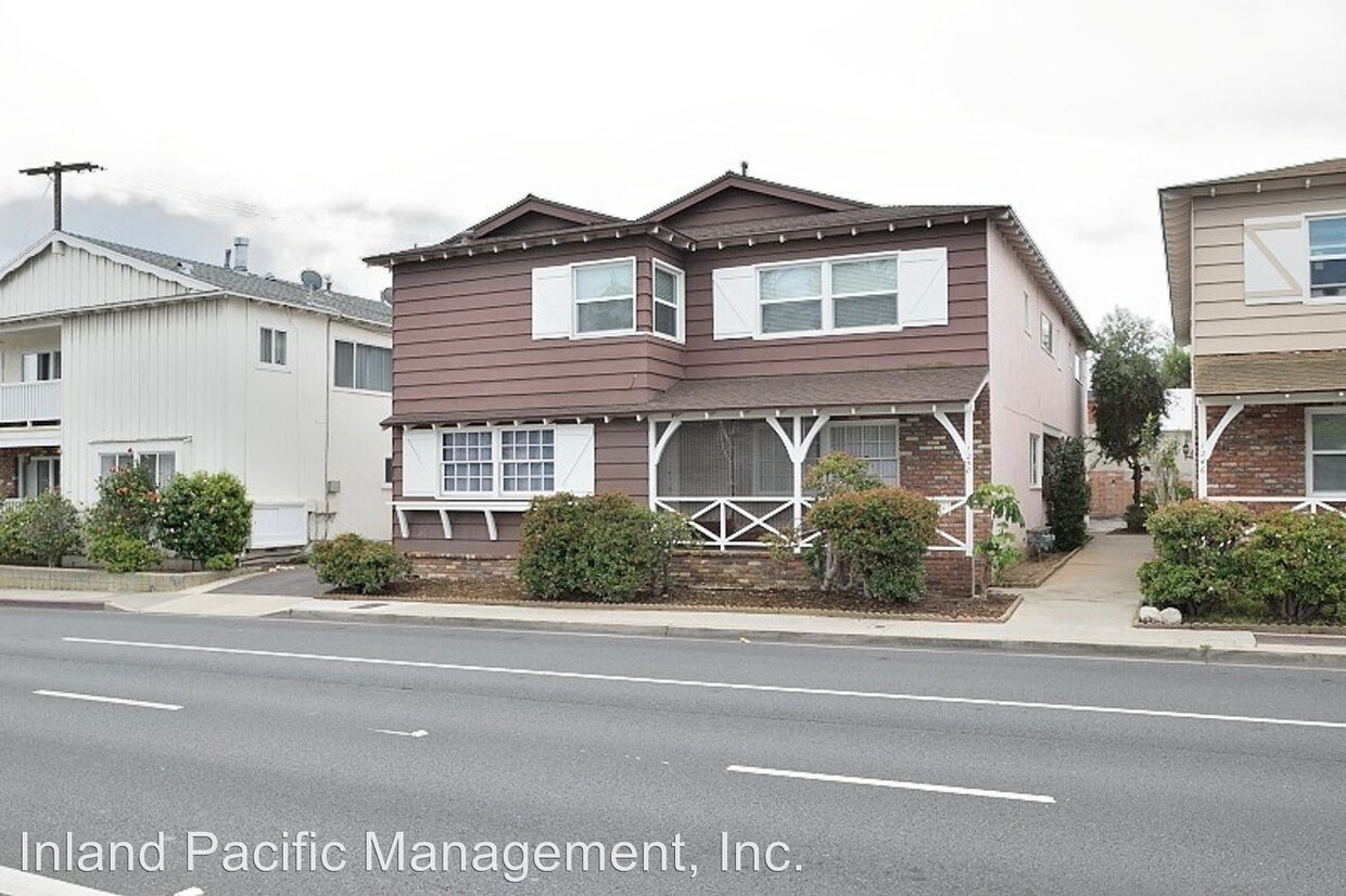 Primary Photo - 1250 Manhattan Beach Blvd