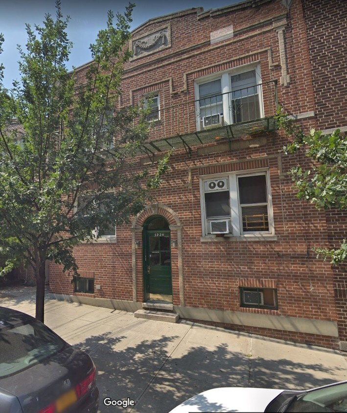 3924 65th St, Woodside, NY 11377 Apartments in Woodside, NY