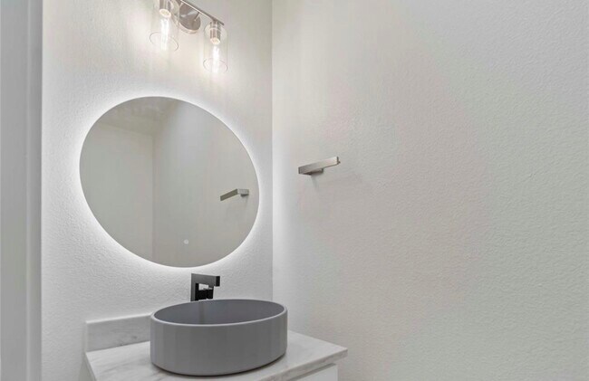 Foto del edificio - 7980 Angus St