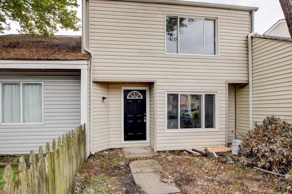 Primary Photo - 177 Thalia Trace Dr