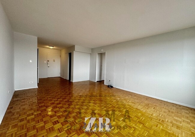 Foto del edificio - 160 Parkside Ave