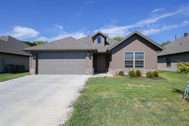 Foto del edificio - Beautiful Home in Rogers