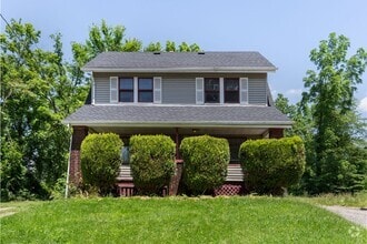 Building Photo - 532 W Ravenwood Ave
