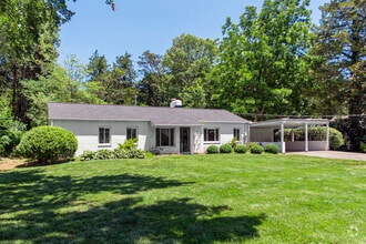 Building Photo - 6418 Overhill Rd