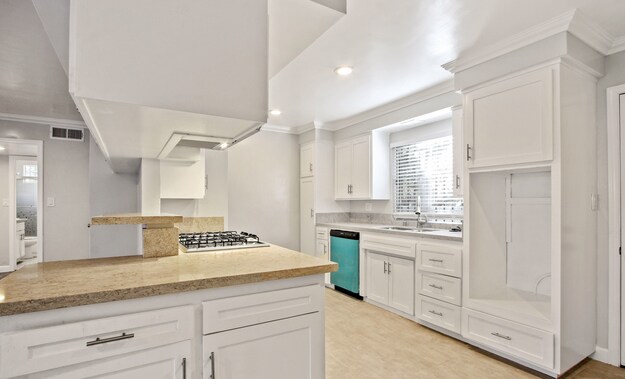 Foto del edificio - 4511 W 120th St