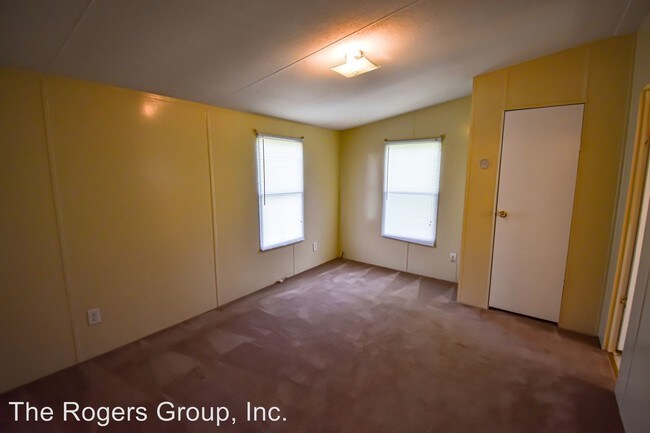 Foto del edificio - 3 br, 2 bath House - 7537 Sam Young Rd