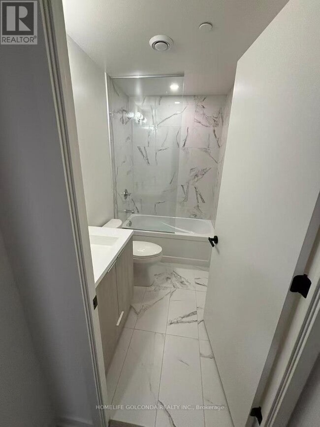 Building Photo - 8 Interchange Wy