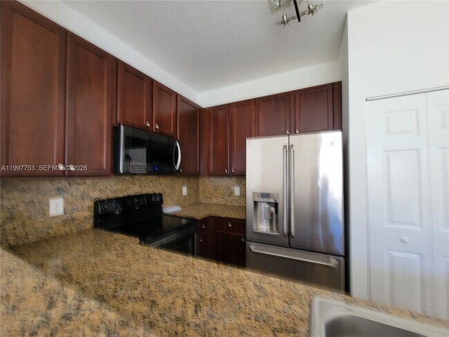 Foto del edificio - 8938 SW 19th St