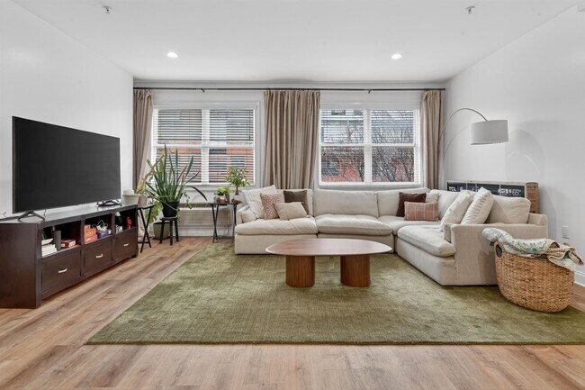 Foto del edificio - 140-136 36th St