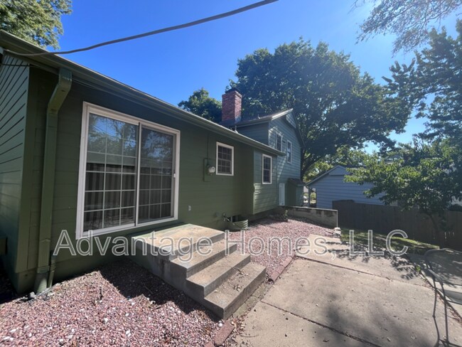 Foto del edificio - 8914 Grandview Dr