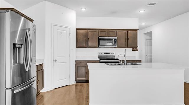 Building Photo - 736 Glover Dr