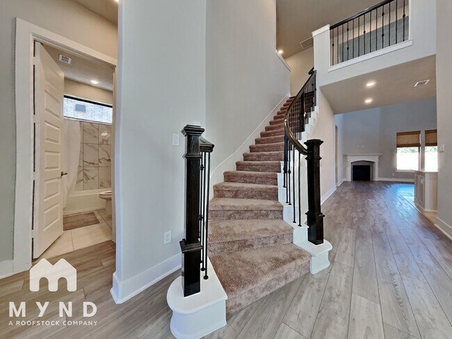 Building Photo - 1710 McCrae Hill Ct