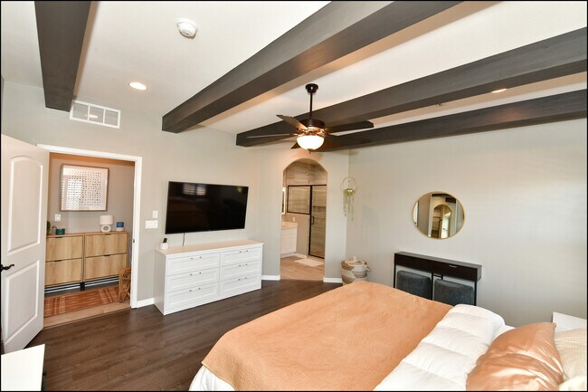 Foto del edificio - 13187 Borwick Rd