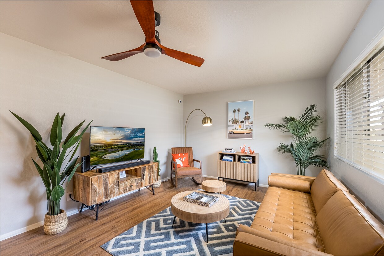 Foto principal - 2291 McCulloch Blvd N