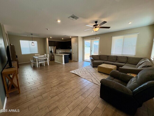 Foto del edificio - 17441 W Paraiso Ln