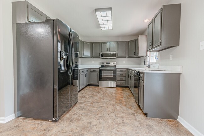 Foto del edificio - 2256 North Point Dr