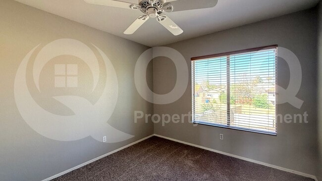 Photo - 1338 E Park Ave House