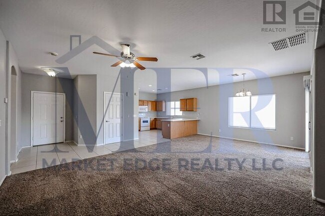 Foto del edificio - 3Bed/2Bath Home w/2 Car Gar-Maricopa! $199...