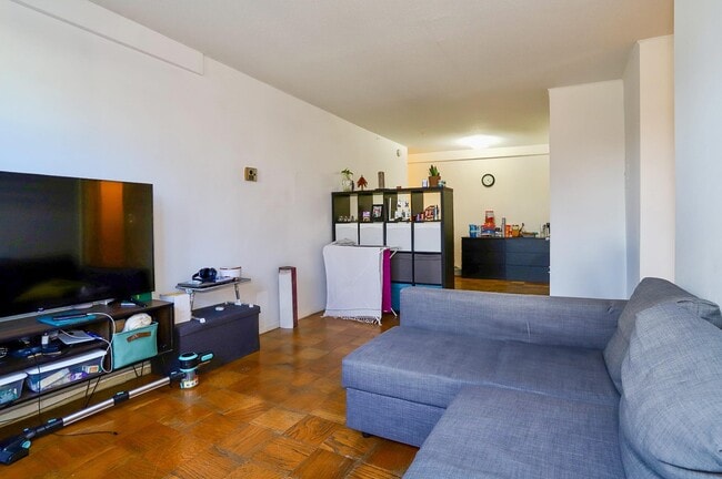 Foto del edificio - 201 St Pauls Ave