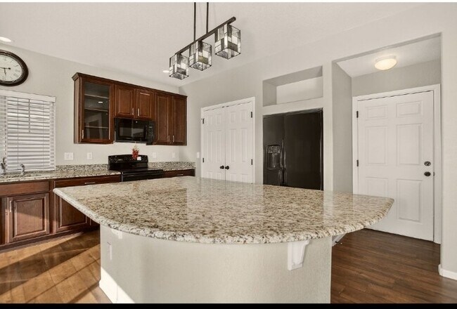 Foto del edificio - 17778 E 44th Ave