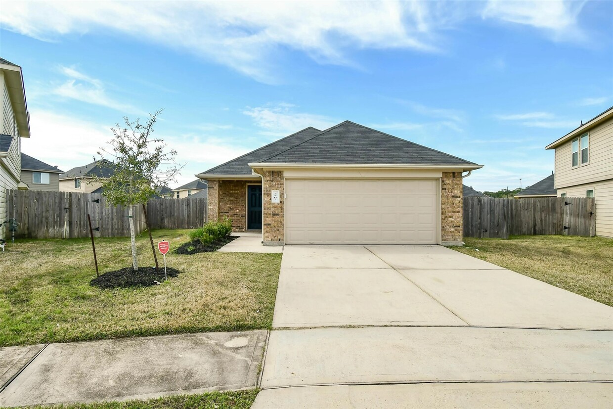 Primary Photo - 2407 Sailors Way