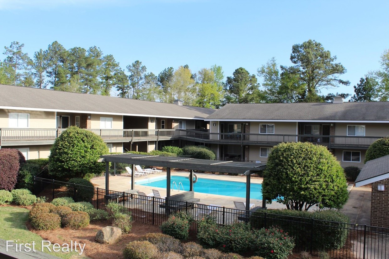 Primary Photo - 1 br, 1 bath Apartment - 555 N. Dean Road