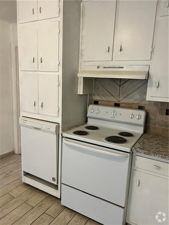 Building Photo - 259 Palms Ln SW