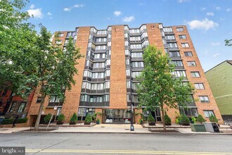 Building Photo - 1718 P St NW