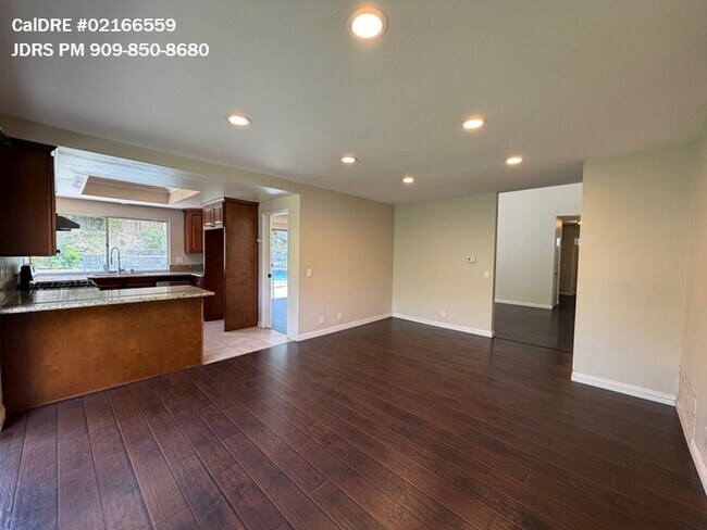 Building Photo - Diamond Bar 3 Bedroom Home With Pool