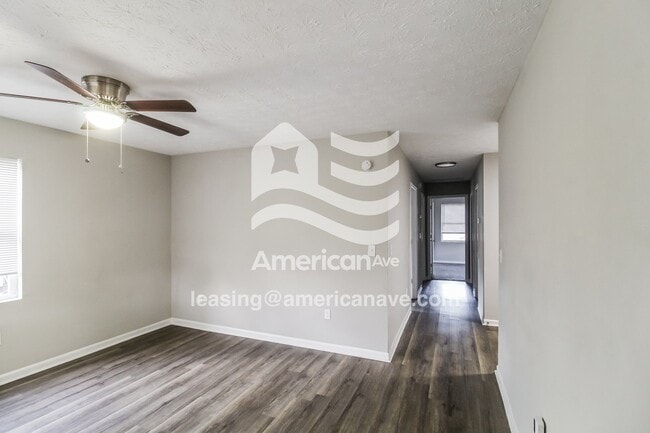 Foto del edificio - 611 Brown Ave