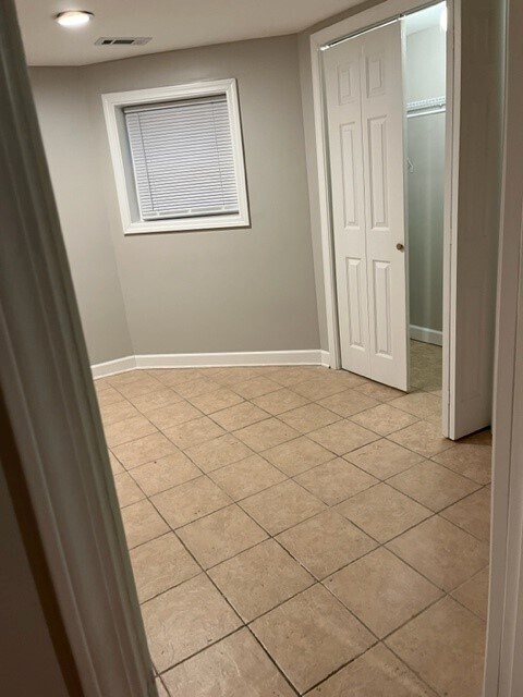 Bedroom #1 - 2016 N Sawyer Ave