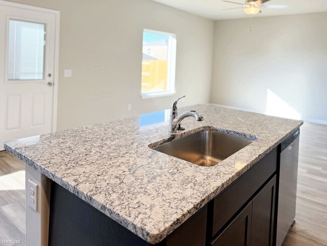 Foto del edificio - 4 br, 2.5 bath House - 1712 Amaranth Ln