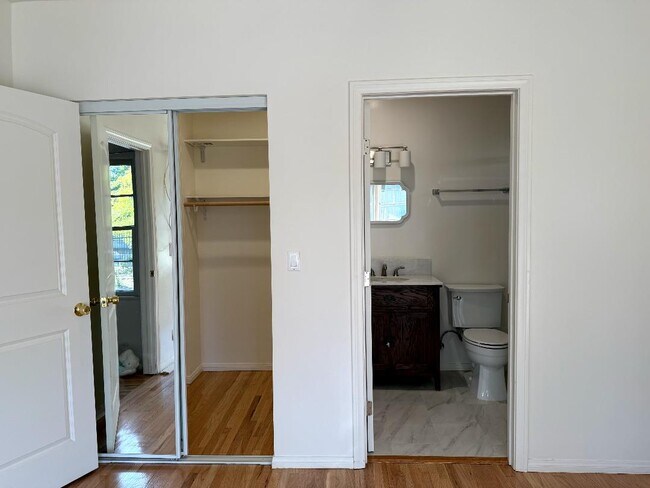 Building Photo - 7429 Hesperia Ave