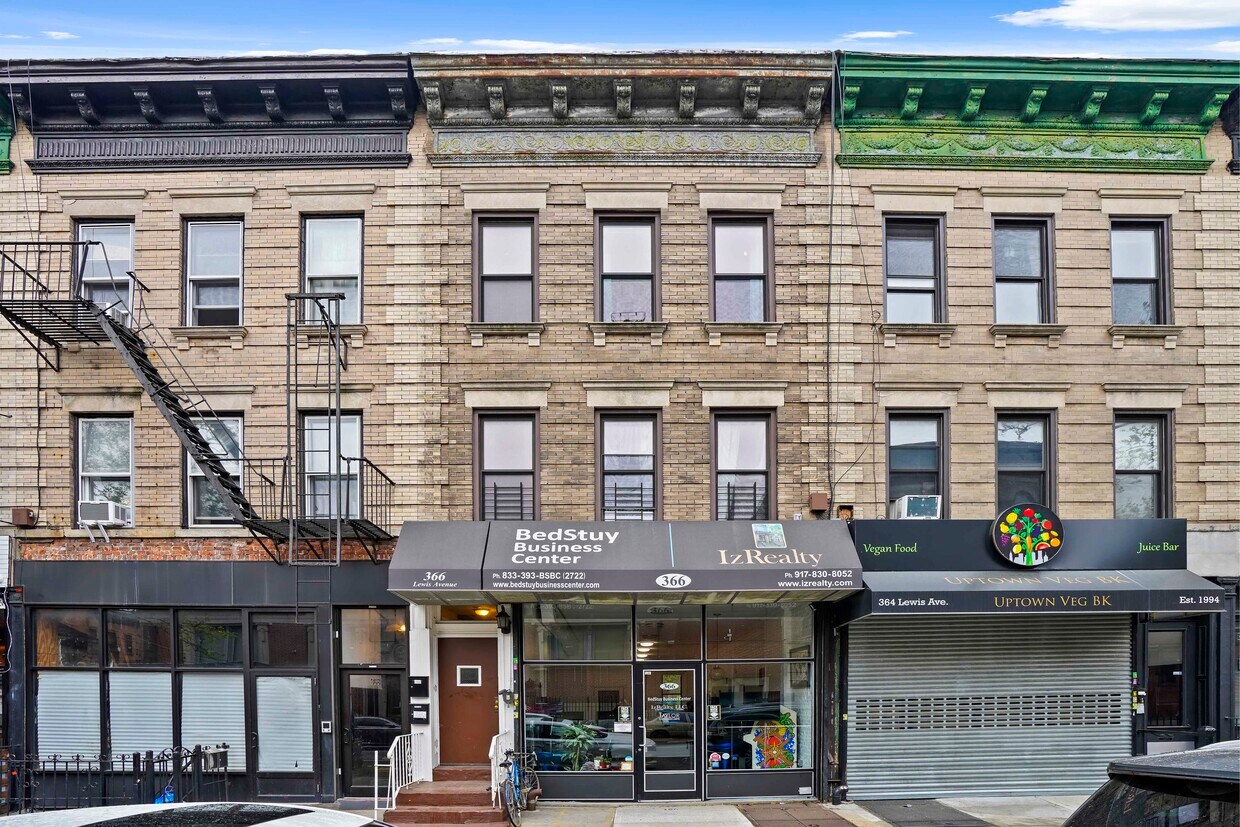 BUilding Entrance - 366 Lewis Ave