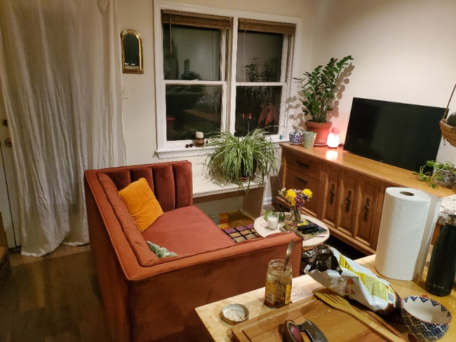 Building Photo - 1653 Park Rd NW