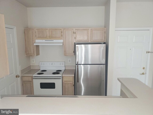 Building Photo - 1581 Spring Gate Dr.