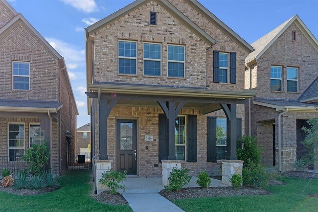 Building Photo - 7616 Redondo Dr
