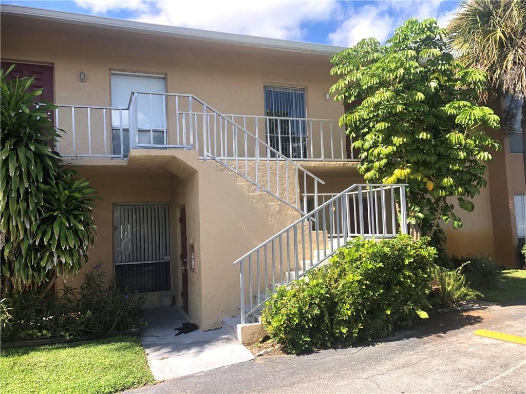 Primary Photo - 1555 14th Ave