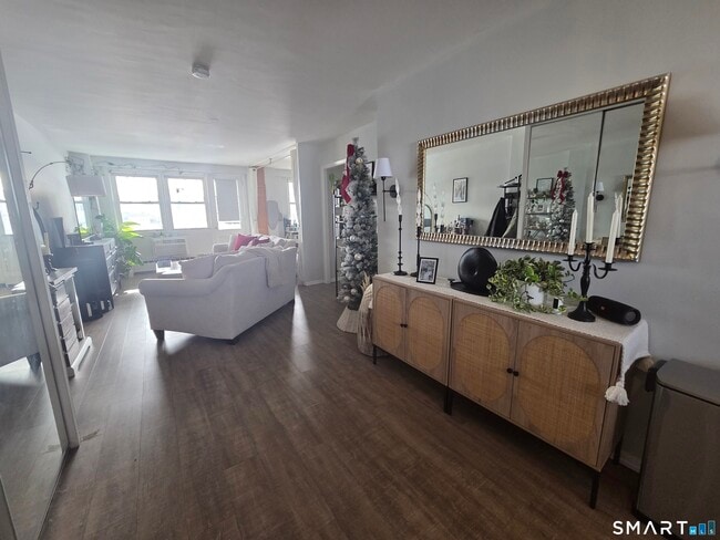 Foto del edificio - 444 Bedford St