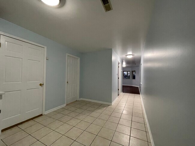 Foto del edificio - 3052 W Lyndale St